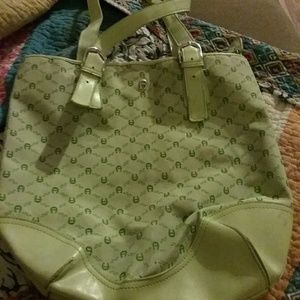 Gorgeous lime Etienne Aigner spring bag